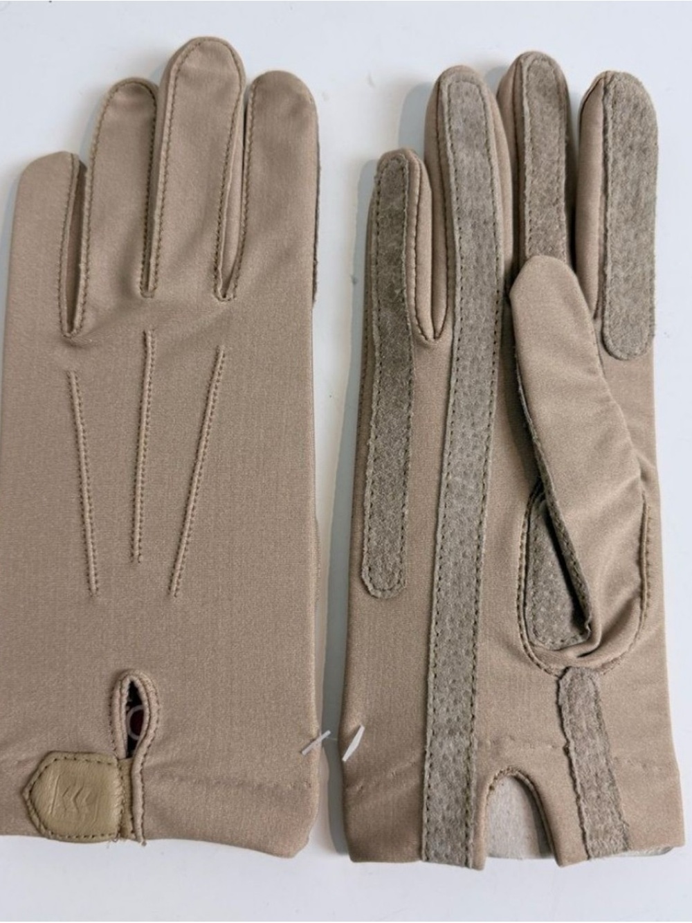 Men's Classic Tan Driving Gloves